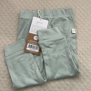 Goumi pants 0-3 mo NWT in swell